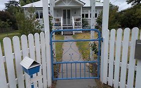 Amiens Cottage, Historic, Quiet, In Heart Of Stanthorpe